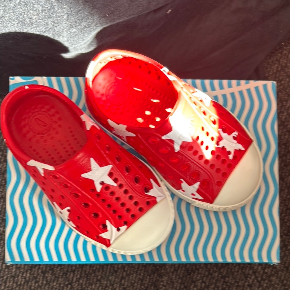 NATVIE new size C5 Kids Red Star Slip-On Shoes- Jefferson style
